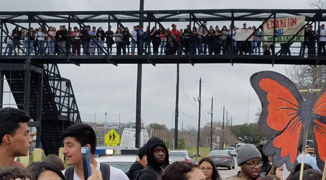 #FreeDennis: Austin High School Students Protest ICE Detention of Senior